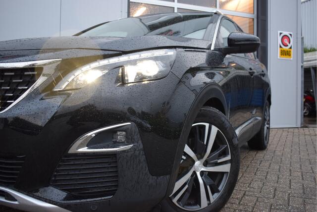 Peugeot 3008 1.2 PureTech Allure | Trekhaak | LED | Camera