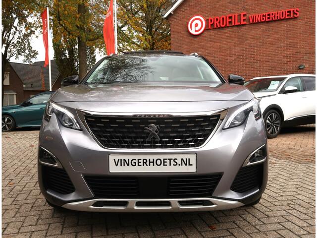 Peugeot 3008 130 Pk. Luxe Allure * Open Schuifdak * Trekhaak * Navigatie * Keyless Entry & Start Button * 19" L.M.Velgen * 1/2 Lederen Interieur * Vingerhoets; Vierde Generatie Eersteklas Service. Al meer dan 100 jaar een begrip in de Brbantse Kempen,