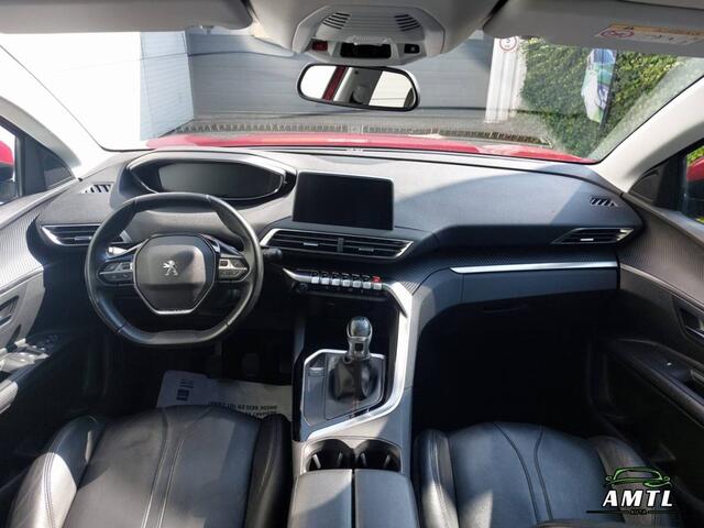 Peugeot 3008 - 1.2 PureTech Blue Lease Executive