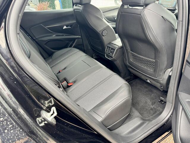 Peugeot 3008 1.6 HYbrid 225 Allure | Cruise | Navi | Camera | PDC |