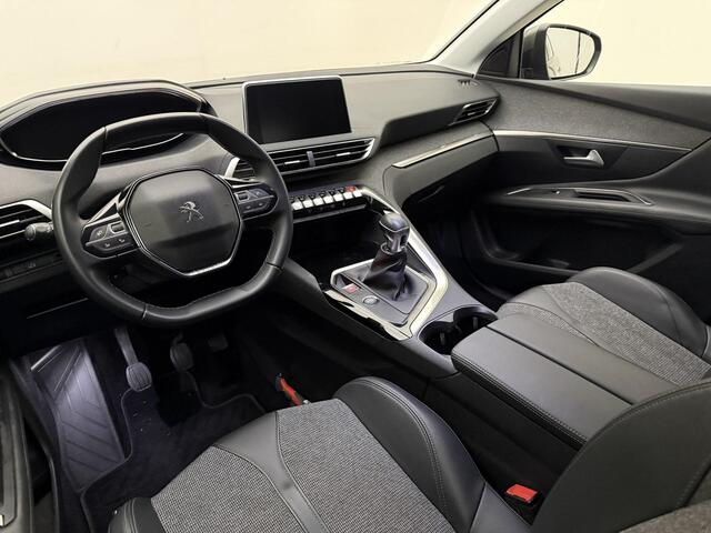 Peugeot 3008 1.2 PureTech Blue Lease Premium 130pk | Navigatie | Climate Control | Cruise Control | Camera | 19" Lichtmetalen Velgen | Keyless Entry en Start | Parkeersensoren