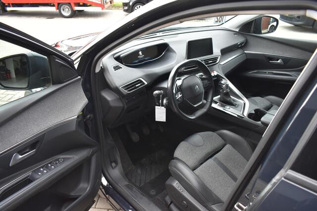 Peugeot 3008 1.5 BlueHDi Blue Lease Premium