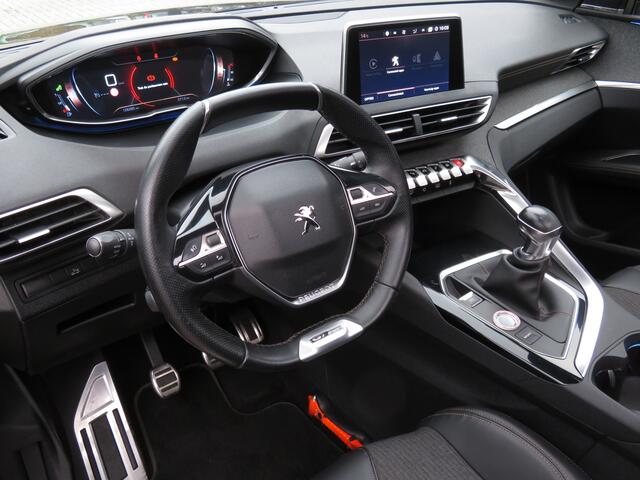 Peugeot 3008 1.2 PureTech GT Line Airco Cr-Control CarPlay Panoramadak