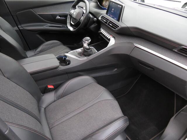 Peugeot 3008 1.2 PureTech GT Line Airco Cr-Control CarPlay Panoramadak