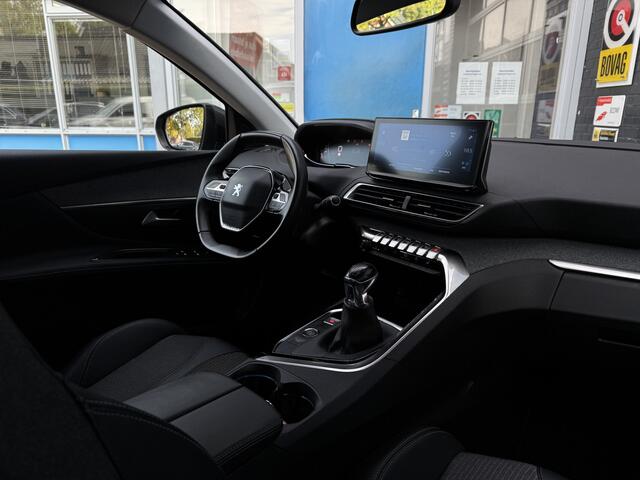 Peugeot 3008 1.2 PureTech Blue Lease Allure GRATIS Afleverpakket! | Afneembare Trekhaak | Voorstoelen Verwarmd | Dodehoek Assistentie |