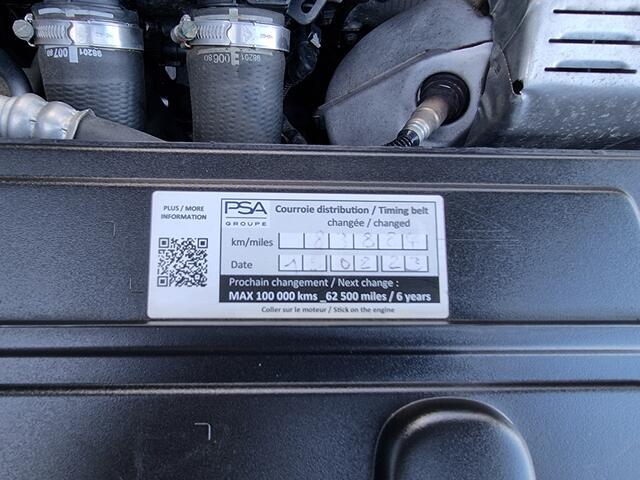 Peugeot 3008 1.2 Allure | Automaat | Distributie vern. | Afn.trekhaak | Dealerauto | Topstaat!