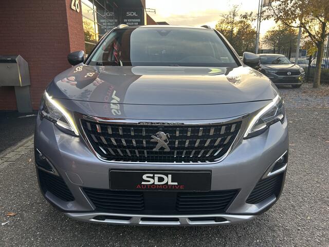 Peugeot 3008 1.2 PureTech Allure // LED // NAVI + CARPLAY // PDC V+A // CAMERA V+A // PANO/SCHUIFKANTELDAK