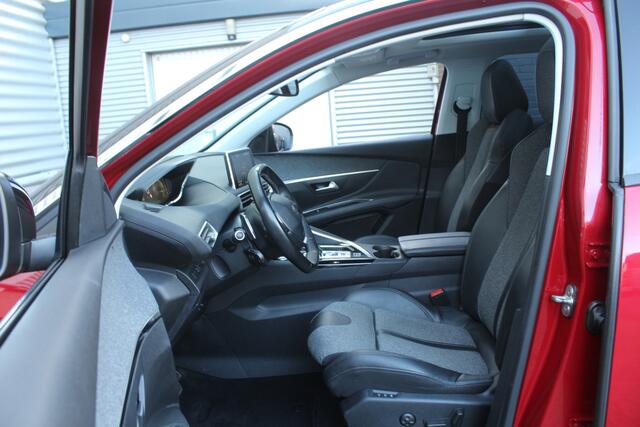 Peugeot 3008 1.2 PureTech 131pk Première AUTOMAAT Panoramadak Clima Cruise Navi 360 Camera Carplay LMV