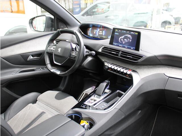 Peugeot 3008 1.6 HYbrid4 300 Première Pack | Automaat | Trekhaak / Pano / Focal / Camera