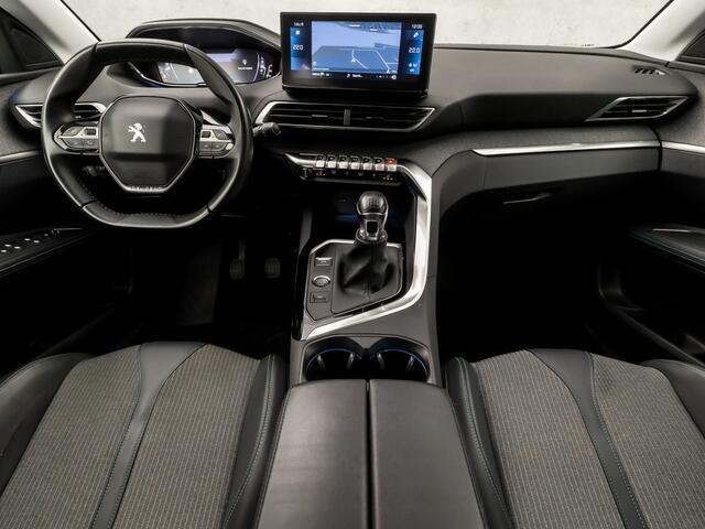 Peugeot 3008 1.2 PureTech Allure Sport (APPLE CARPLAY, GROOT NAVI, 360 CAMERA, STOELVERWARMING, LEDER, SPORTSTOELEN, ADAPTIVE CRUISE, TREKHAAK, ELEK ACHTERKLEP, NIEUWSTAAT)