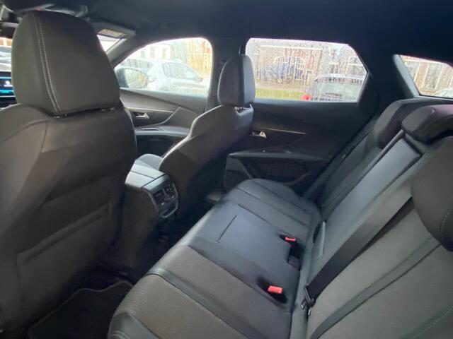 Peugeot 3008 1.6 HYbrid 180 Allure Pack Business | 19 inch | Automaat | Achteruitrij camera | Parkeersensoren | Navigatie