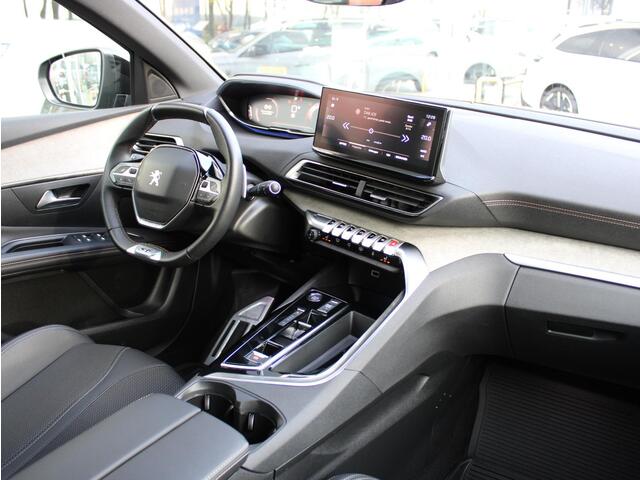 Peugeot 3008 1.2 PureTech GT | Automaat | Black Pack / Camera / Stoelverw. / Navi / Adapt. Cruise