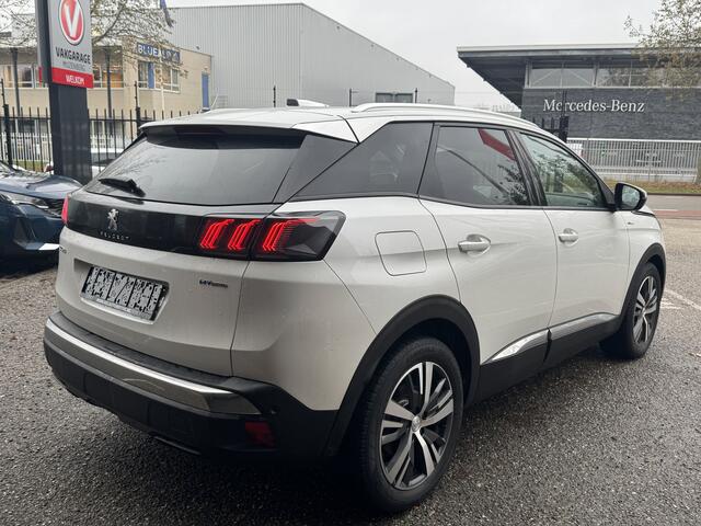 Peugeot 3008 1.6 HYbrid 225 Allure // ADAPTIVE CRUISE // CAMERA // NAVI // STOELVERWARMING // CLIMA //