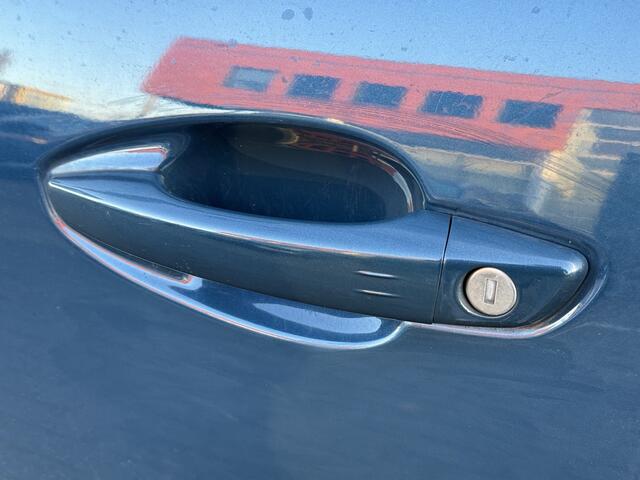 Peugeot 3008 1.6 HYbrid 225 Allure Pack Business