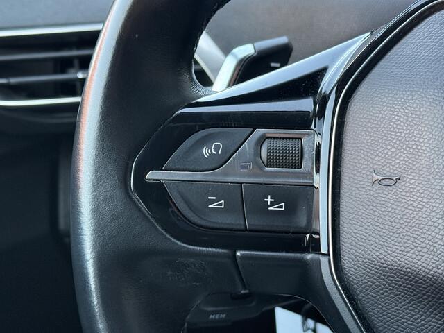 Peugeot 3008 1.6 HYbrid 225 Allure Pack Business