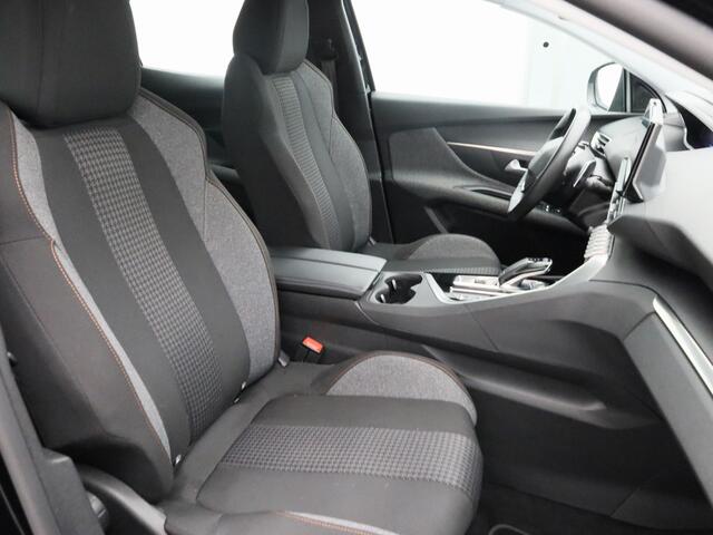 Peugeot 3008 1.2 PureTech 130 PK Automaat Active | CAMERA | CARPLAY