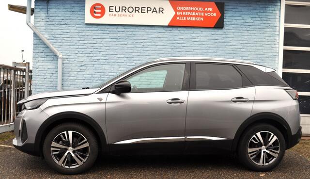 Peugeot 3008 1.2 Road trip Aut. navi LED key-less