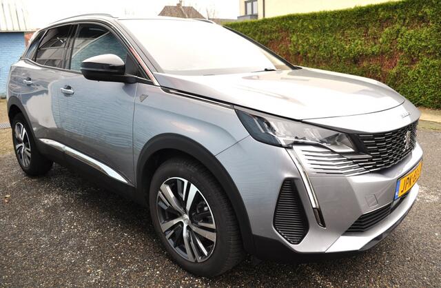 Peugeot 3008 1.2 Road trip Aut. navi LED key-less