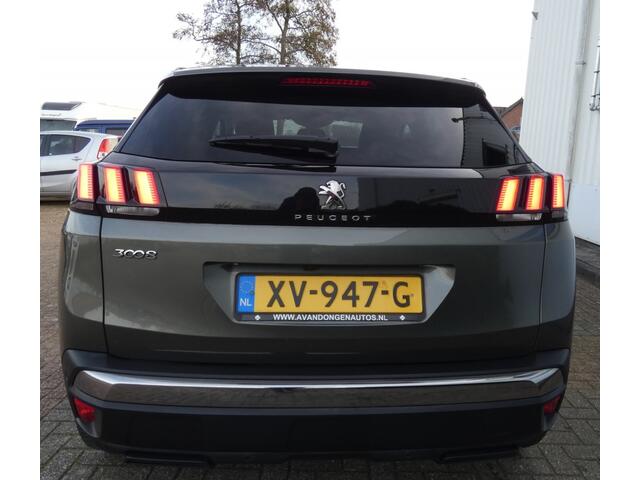 Peugeot 3008 1.2 PURETECH ALLURE Automaat,360,Led,Dodehoek,Memory