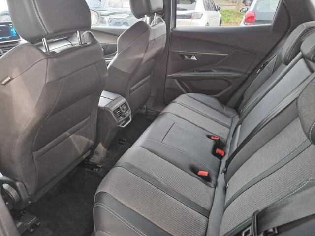 Peugeot 3008 1.6 HYbrid 180 Allure Pack Business | 19 inch | Automaat | Achteruitrijcamera | Apple carplay | Navigatiesysteem | Electronic climate controle