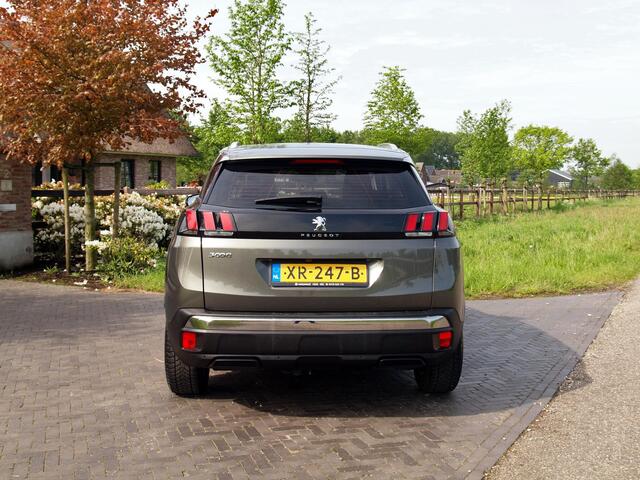 Peugeot 3008 1.2 PureTech Active | Apple Carplay | Camera | Cruise Control | Trekhaak | Automaat | NL-Auto |
