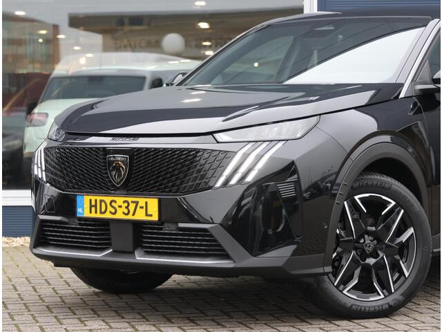 Peugeot 3008 1.2 Hybrid 136 Allure Automaat | Navigation Pack | Metaalkleur | 19" LM Velgen | Parkeerhulp |