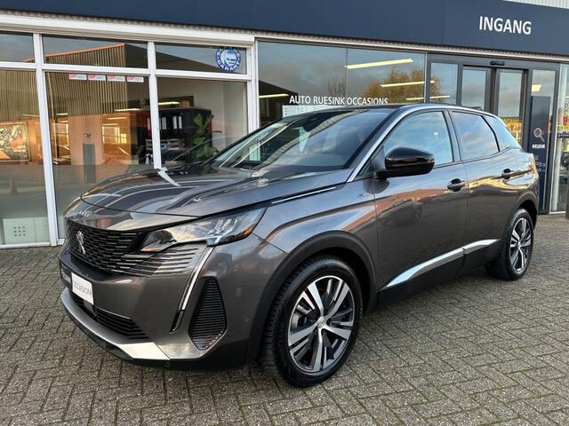 Peugeot 3008 1.6 HYBRID ALLURE