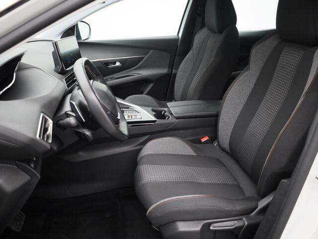 Peugeot 3008 1.2 PureTech 130 PK Automaat Active | NAVI | CARPLAY