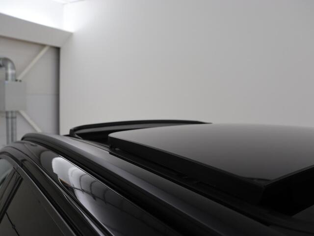 Peugeot 3008 1.6 HYbrid 225 GT Line | Panoramadak | Leder/Alcantara | Stoelverwarming | Camera | Carplay | Adaptive cruise | Navigatie | Keyless | Full LED | 19'' | Sfeerverlichting | PHEV | Plug In