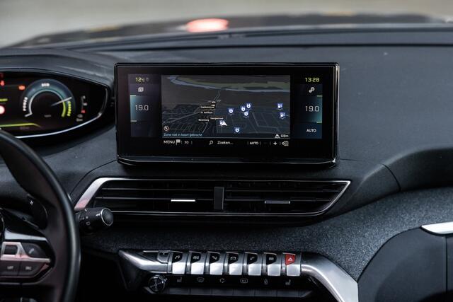 Peugeot 3008 3008 Hybrid 225 Allure | 360 Cam | Carplay | Keyless | Half Leer