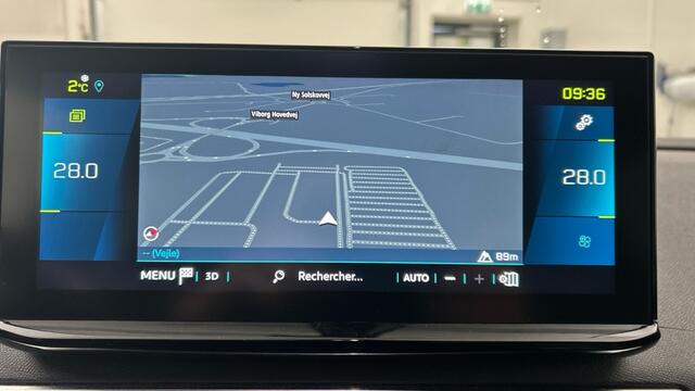 Peugeot 3008 Hybrid | 180 PK | Cruise Control | Navigatie |