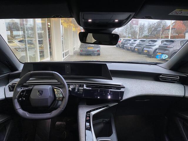 Peugeot 3008 1.2 Hybrid 145 Allure | 19 inch | Automaat | Achteruitrijcamera | Electronic climate control | Apple carplay