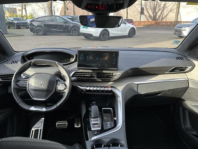 Peugeot 3008 1.6 HYbrid4 300 GT VAN: ¤30.900,- VOOR: ¤27.877,- UW EINDEJAARSVOORDEEL: ¤3.023,- PHEV| PANO| ADAPTIVE CRUISE CONTROL| CAMERA|