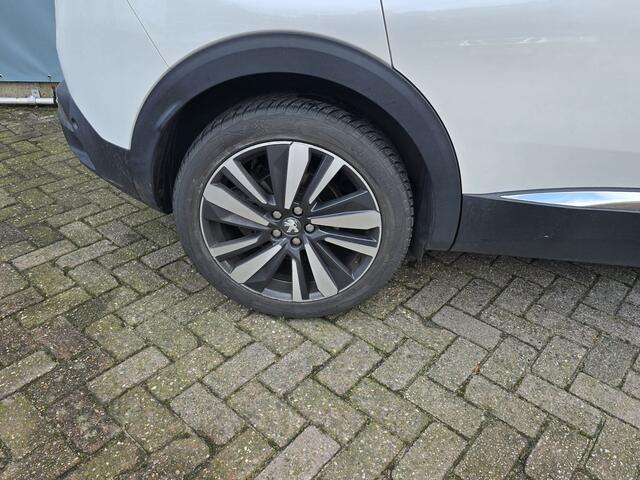 Peugeot 3008 1.2 PureTech GT Line Leer, Navi