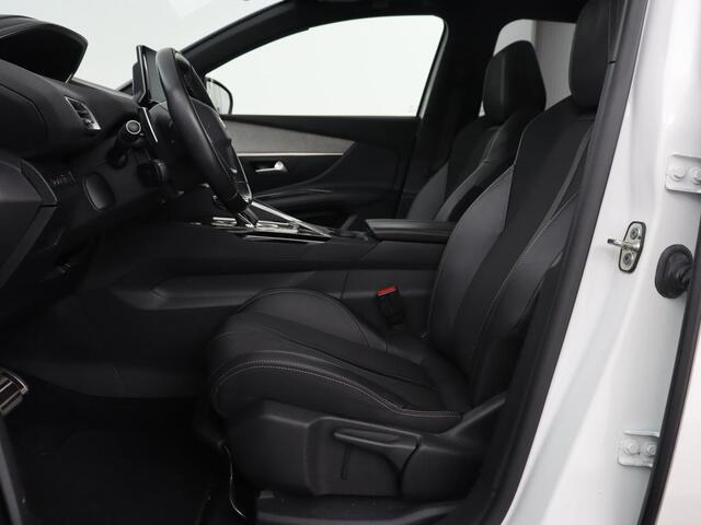 Peugeot 3008 1.6 HYbrid 225 GT | Panoramadak | Trekhaak | Adaptive cruise | 360 Camera | Stoelverwarming | Carplay | Focal HiFi | Navigatie | 19'' | PHEV | Plug In