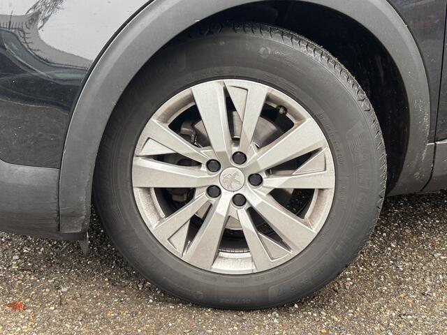 Peugeot 3008 1.2 Turbo AGC Allure // D. RIEM VERVANGEN!! // NAVI // PDC // CRUISE // CLIMA // TREKHAAK //