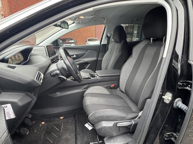 Peugeot 3008 1.2 Turbo AGC Allure // D. RIEM VERVANGEN!! // NAVI // PDC // CRUISE // CLIMA // TREKHAAK //