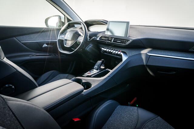 Peugeot 3008 1.2 PureTech Allure| 2 e Eign | Panodak | Clima | DB-Riem is Vervangen | | Ned Auto | Cruise | Pdc | 19 inch Lmv | Navi |