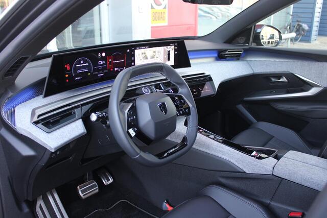 Peugeot 3008 1.2 Hybrid 145PK GT | PANORAMISCH SCHUIF / KANTELDAK | ELEKTRISCH BEDIENBARE ACHTERKLEP | AFNEEMBARE TREKHAAK | NAVIGATIE | FOCAL PREMIUM AUDIO SYSTEEM | DRAADLOZE APPLE CARPLAY/ANDROID AUTO | DRAADLOOS LADEN | SFEER VERLICHTING | ACHTERUITRIJ CAMERA | P