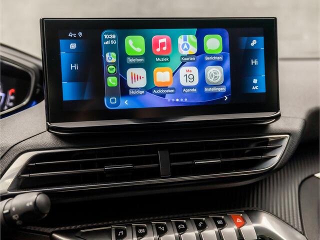 Peugeot 3008 1.2 PureTech Sport (APPLE CARPLAY, GROOT NAVI, KEYLESS, 360 CAMERA, SPORTSTOELEN, CRUISE, LANE ASSIST, NIEUWSTAAT)
