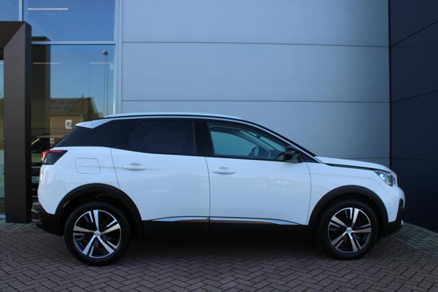 Peugeot 3008 1.2 PureTech 130pk Allure Automaat Airco Navi Camera Carplay Zeer mooi