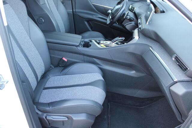 Peugeot 3008 1.2 PureTech 130pk Allure Automaat Airco Navi Camera Carplay Zeer mooi