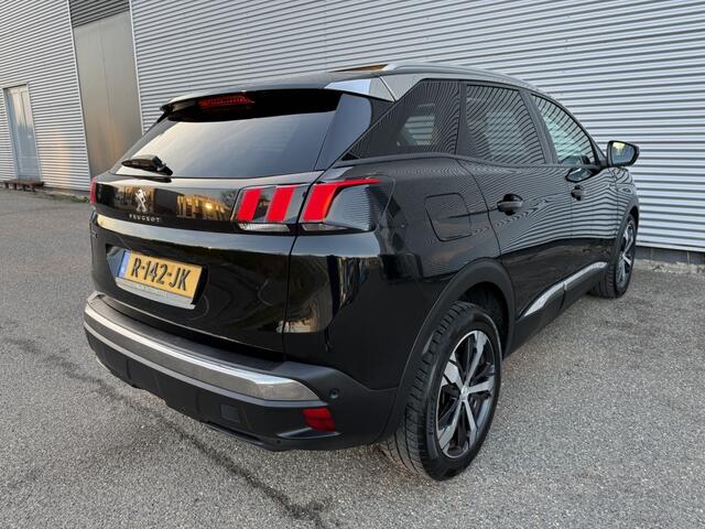 Peugeot 3008 1.2 PureTech Allure Automaat Pano Camera Carplay sfeer