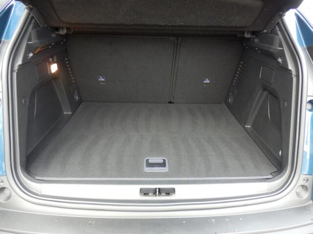 Peugeot 3008 1.6 HYbrid GT