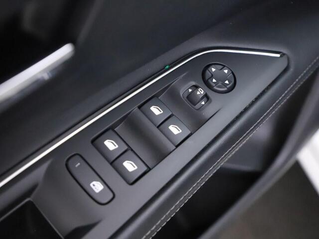 Peugeot 3008 1.2T 130PK Automaat Blue Lease Premium Avantage