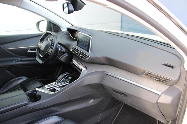 Peugeot 3008 1.2 PureTech 130pk Allure Automaat Leer Airco Navi Camera Carplay Dealer onderhouden