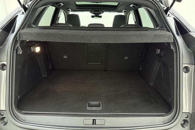 Peugeot 3008 1.6 HYbrid4 300 GT | Panorama | Climate Control | Adaptive Cruise Control | Navigatie | Parkeercamera/-sensoren | Apple Carplay/Android Auto |