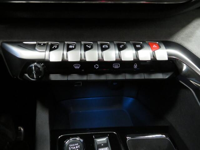 Peugeot 3008 1.6 HYbrid4 300 GT