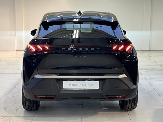 Peugeot 3008 1.6 plug-in Hybrid 195 GT alcantara executive interior, on board charger 7.4KW, 360 vision & drive Assist Pack GT Panoramisch schuifdak
