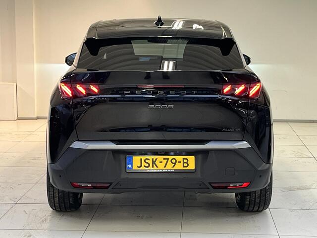 Peugeot 3008 1.6 plug-in Hybrid 195 GT alcantara executive interior, on board charger 7.4KW, 360 vision & drive Assist Pack GT Panoramisch schuifdak